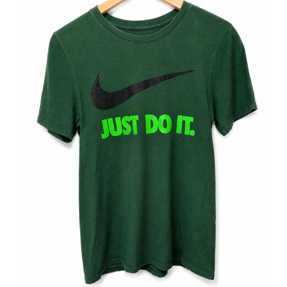 Nike Just Do It Graphic T-Shirt Green Men's Small Athletic Fit Swoosh Logo Tee